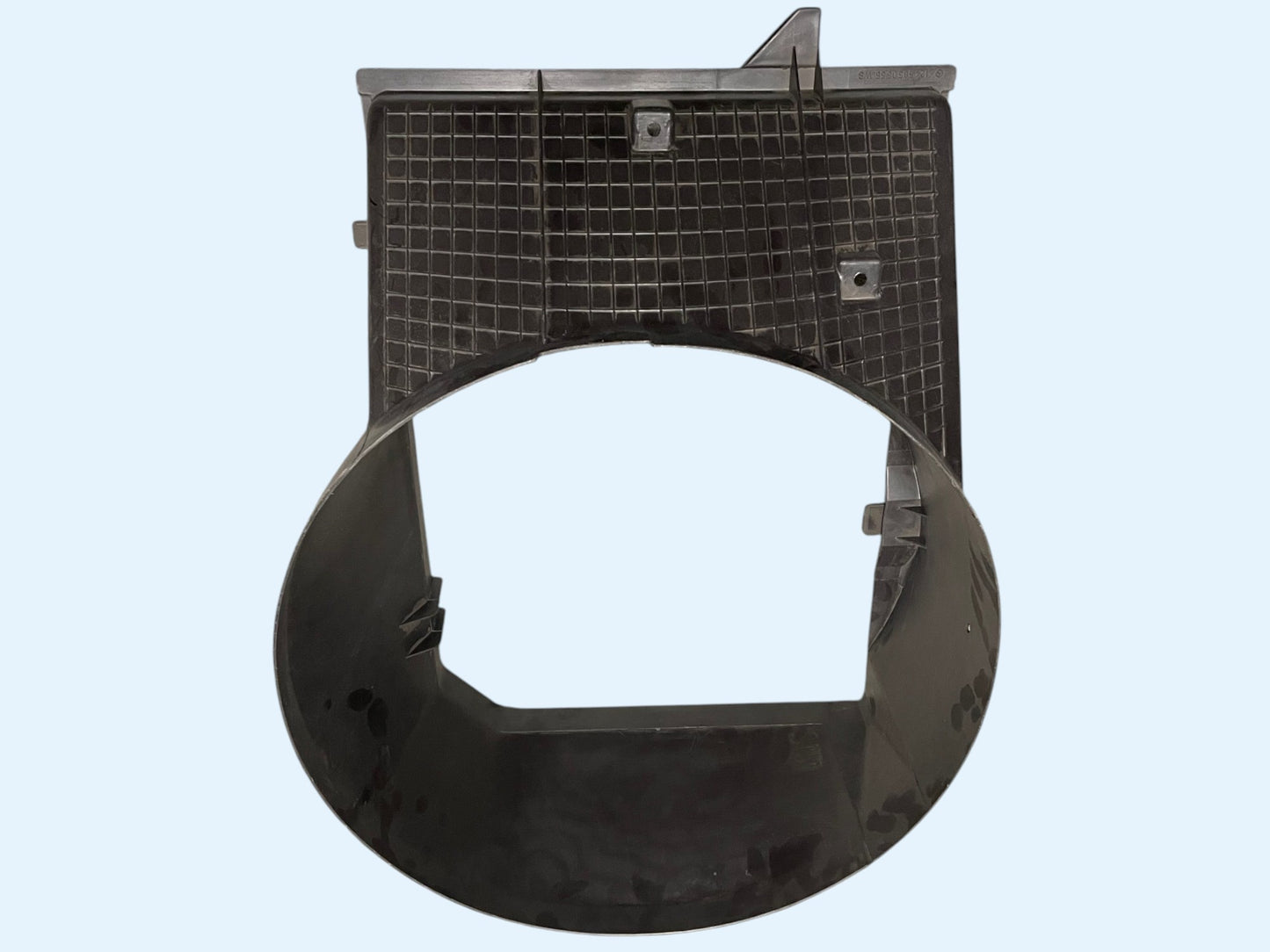 NOS Mercedes-Benz W124 Fan Shroud / Radiator Cowling – A1245050555 (Zonder Airconditioning)
