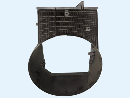 NOS Mercedes-Benz W124 Fan Shroud / Radiator Cowling – A1245050555 (Zonder Airconditioning)